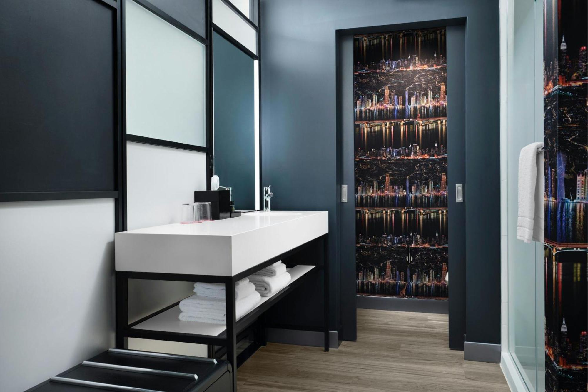 Отель Aloft Waukee Экстерьер фото