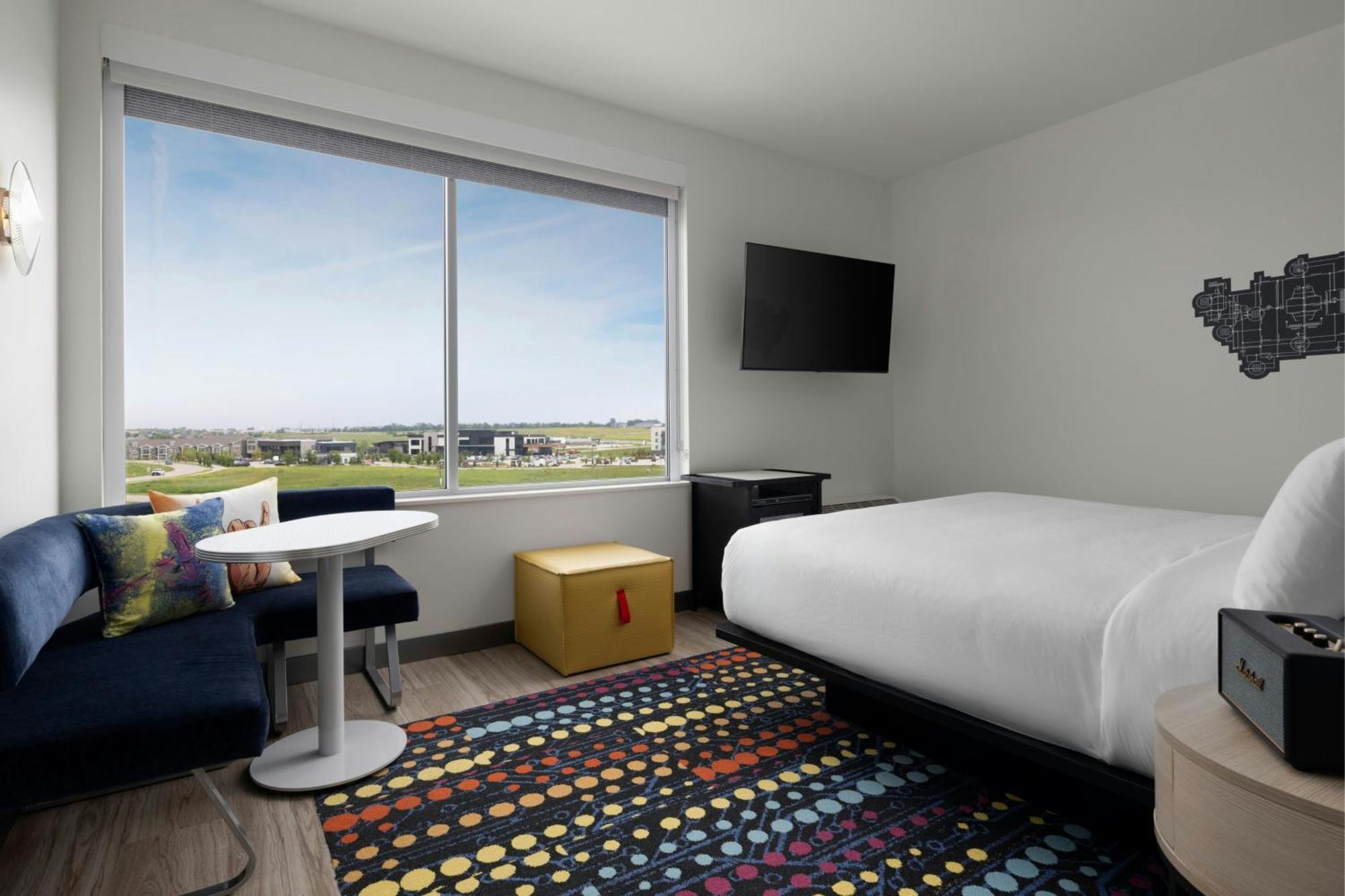 Отель Aloft Waukee Экстерьер фото